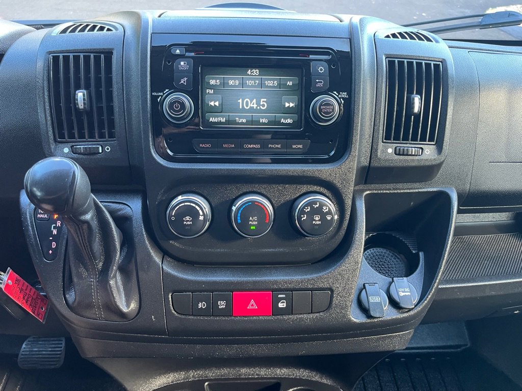 Used 2015 RAM ProMaster 2500 w/ Interior Convenience Group image 19