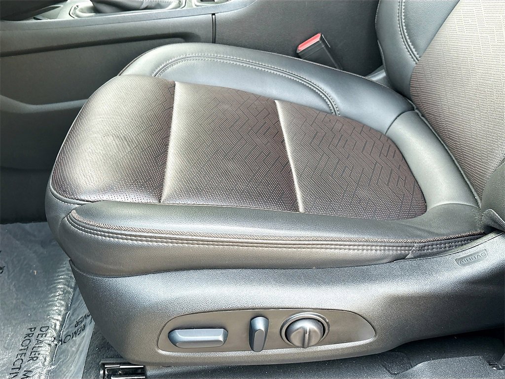 Used 2023 Chevrolet Traverse High Country image 20