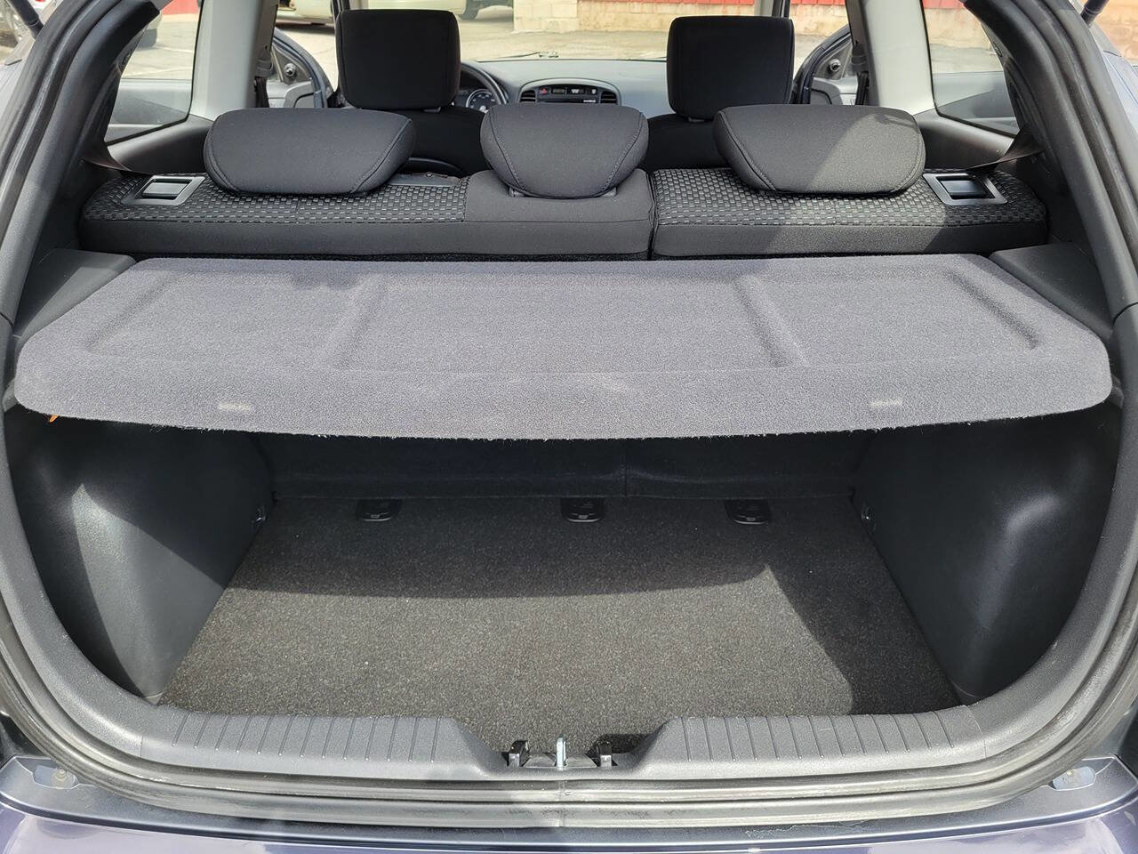 Used 2011 Hyundai Accent GS image 18