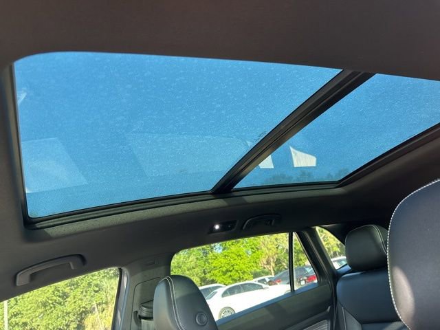 Used 2022 Volkswagen Atlas Cross Sport SE image 14