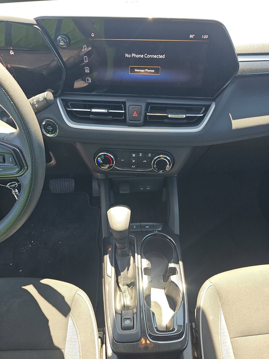 Used 2024 Chevrolet TrailBlazer LS image 16