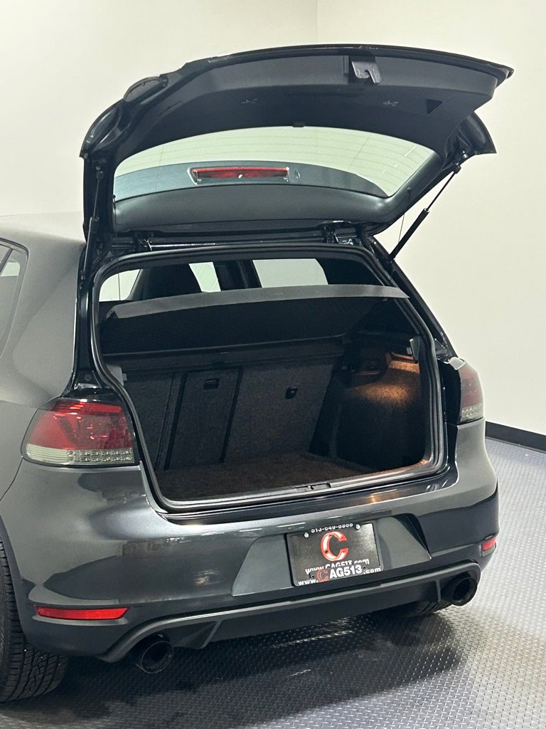 Used 2012 Volkswagen Golf 4-Door image 17