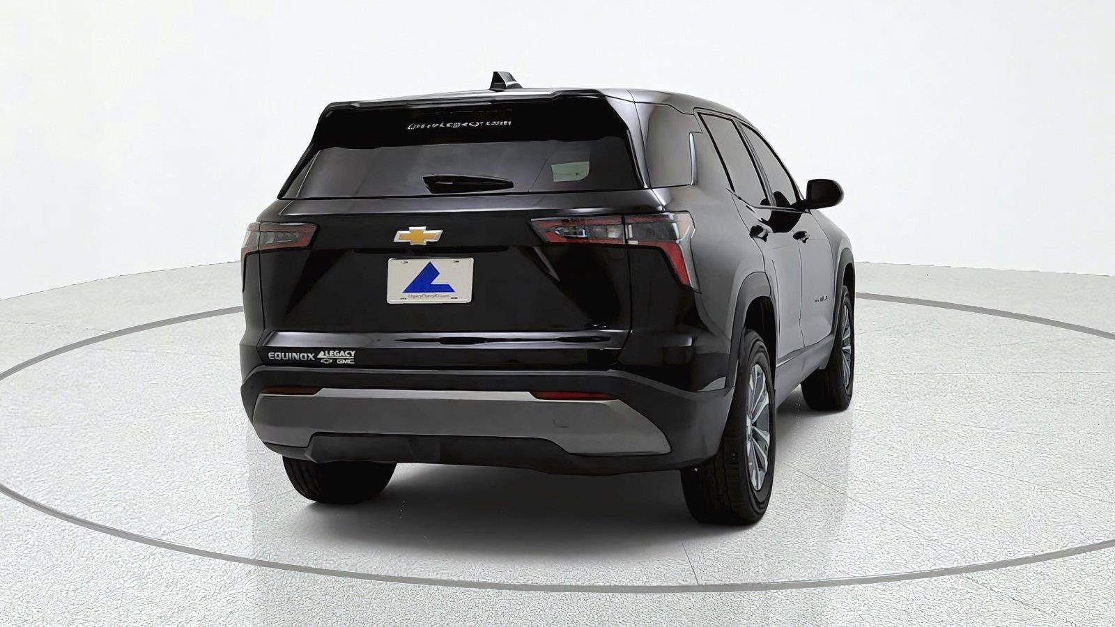 Used 2025 Chevrolet Equinox LT FWD image 6