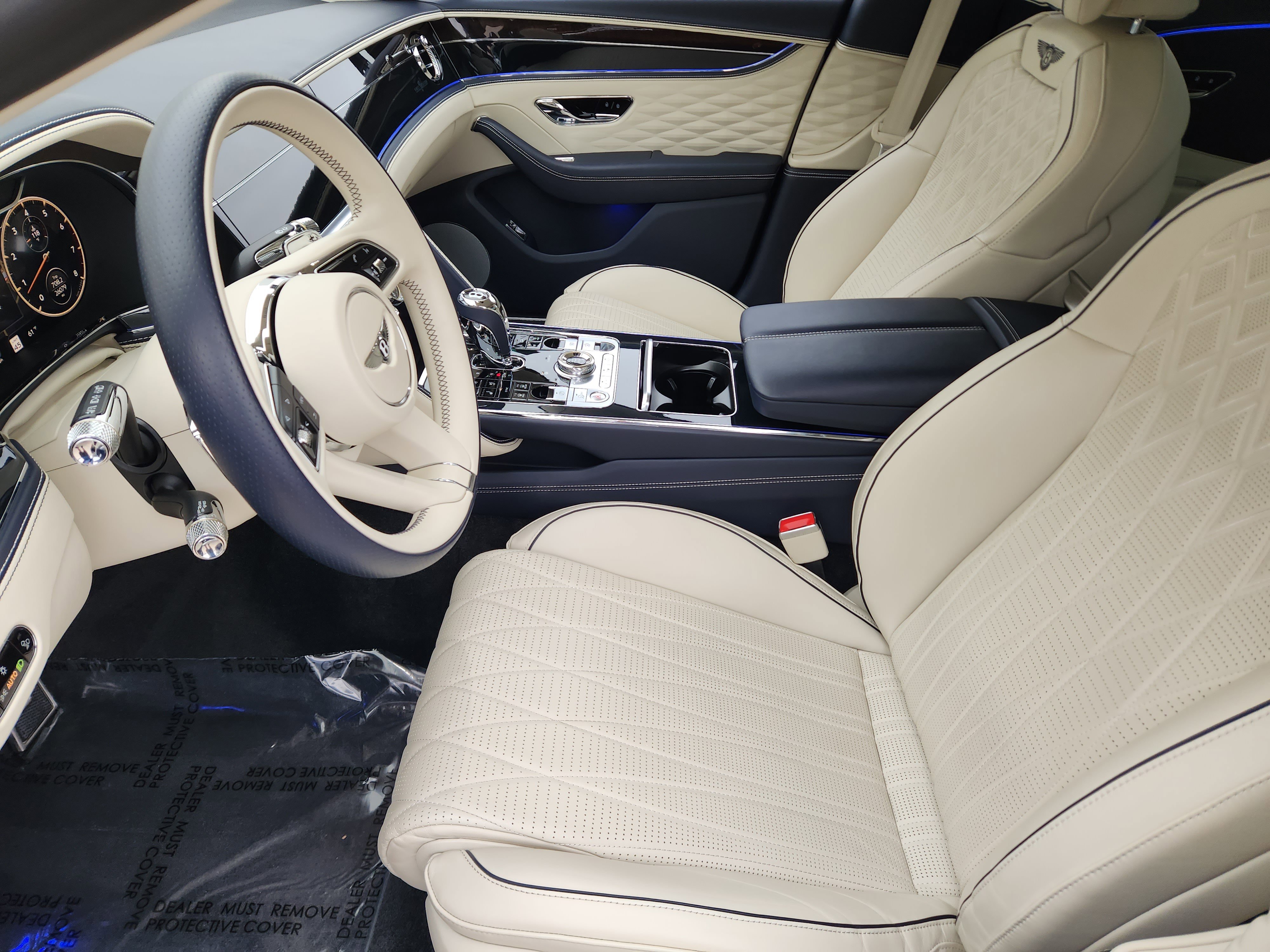 Used 2021 Bentley Flying Spur W12 image 13