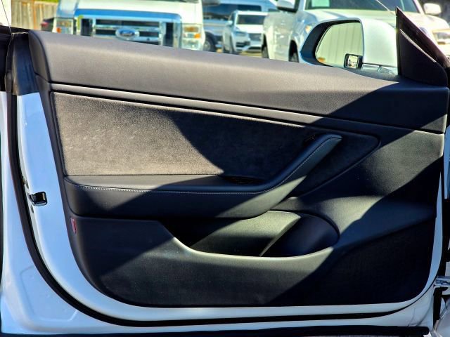 Used 2019 Tesla Model 3 Long Range AWD/4WD image 23