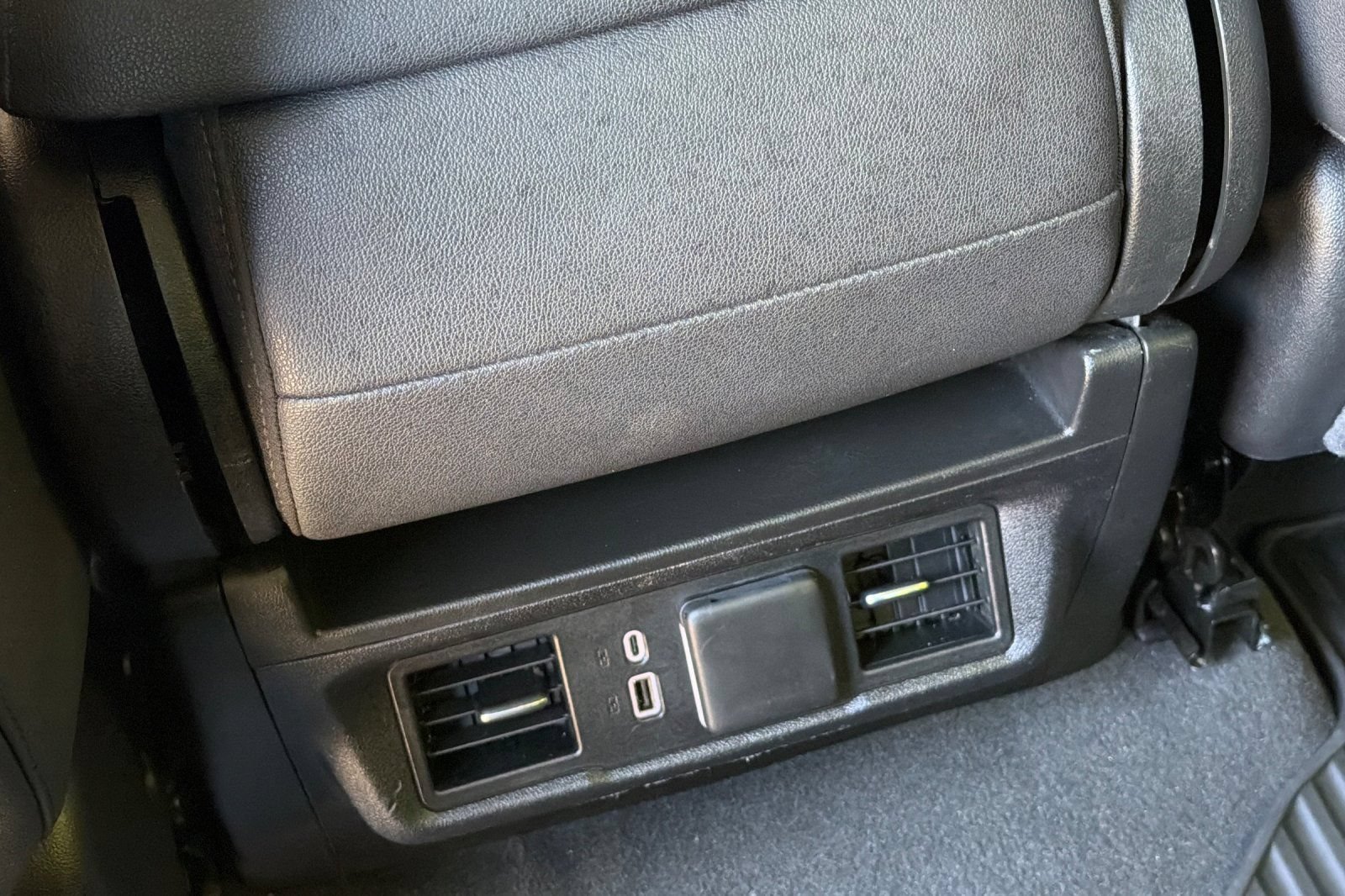 Used 2024 Chevrolet Silverado 2500 LTZ AWD/4WD image 17