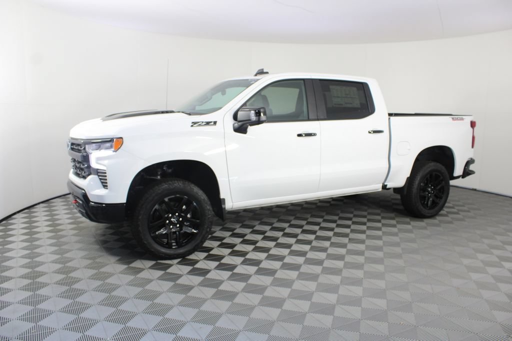 New 2026 Chevrolet Silverado 1500 LT Trail Boss w/ LT Trail Boss Premium Package AWD/4WD image 2