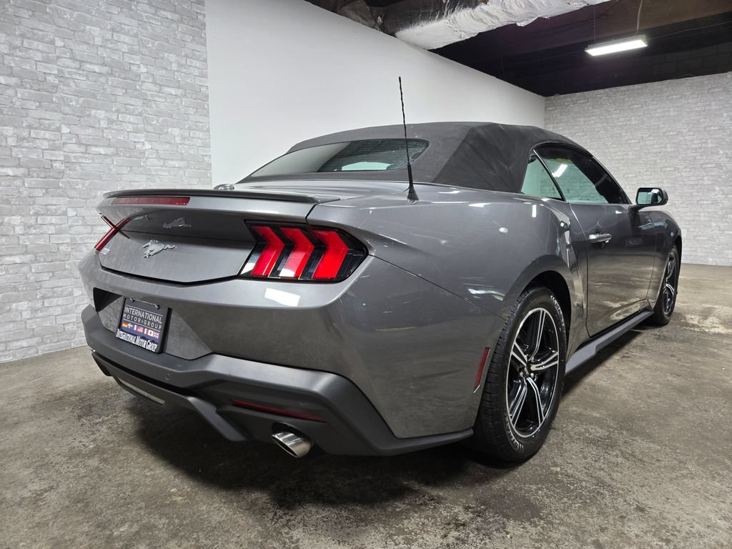 Used 2024 Ford Mustang Premium RWD image 39
