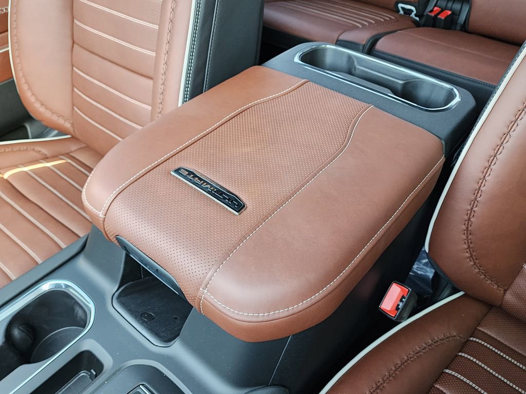 New 2026 GMC Sierra 3500 Denali Ultimate image 34