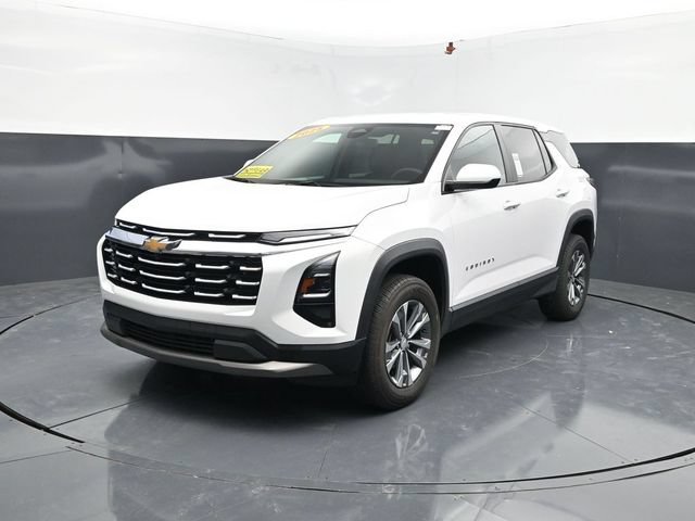 Used 2025 Chevrolet Equinox LT FWD image 4