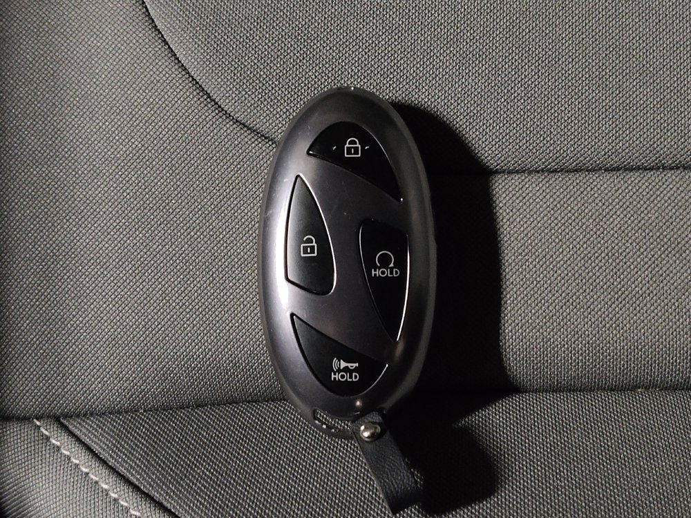 Used 2025 Hyundai Elantra Sport w/ Cargo Package FWD image 32