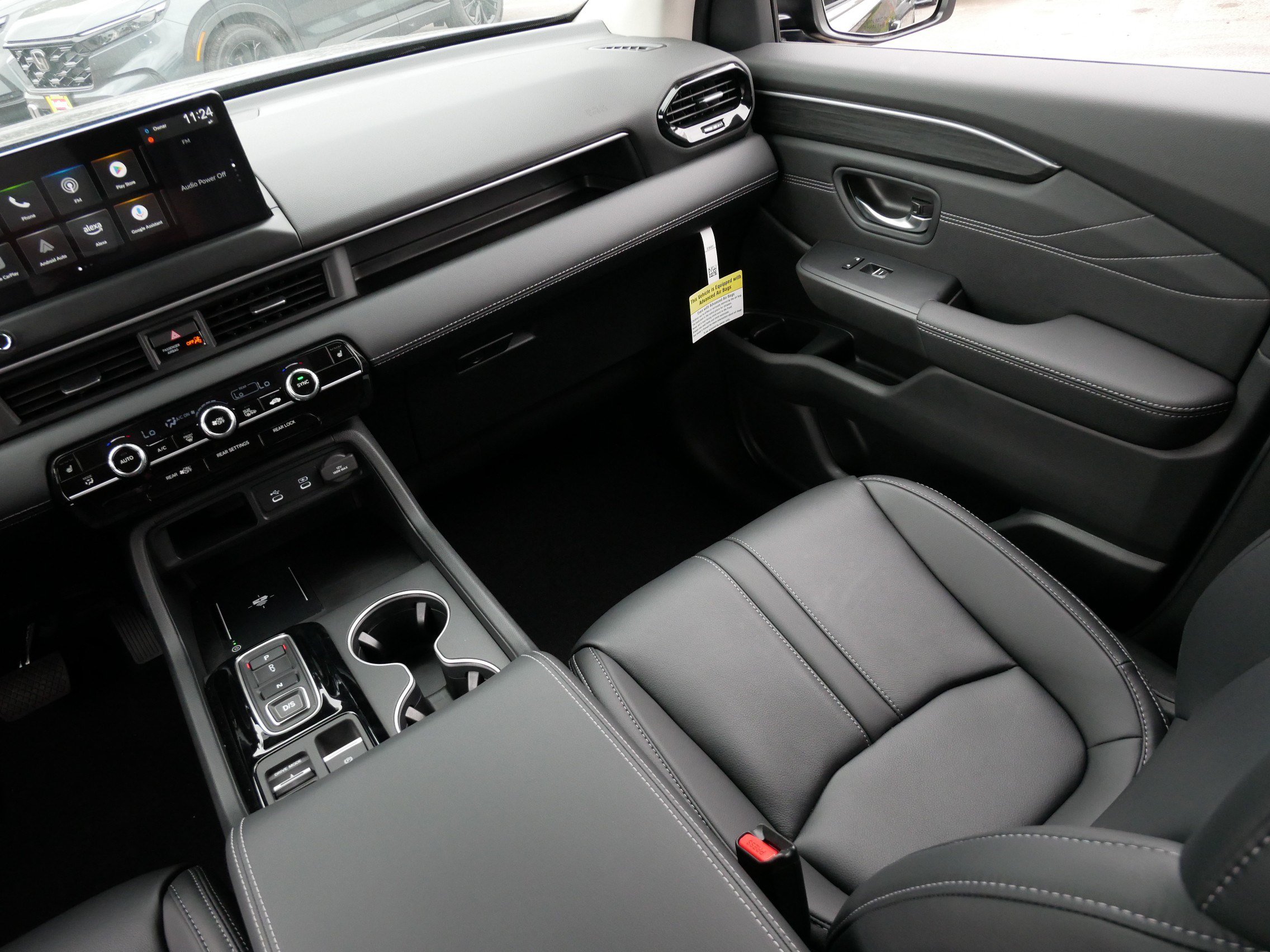 Certified 2026 Honda Pilot Touring image 11