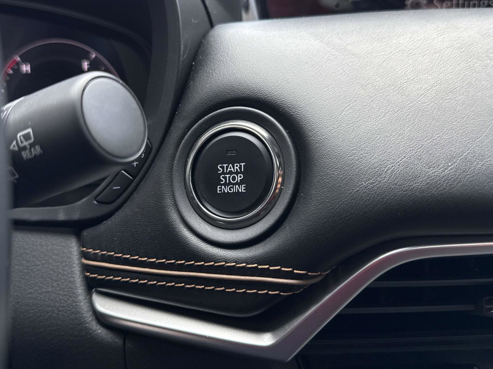 Certified 2025 MAZDA CX-70 3.3 Turbo S w/ Premium Package image 23