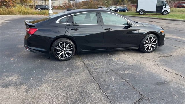 Certified 2023 Chevrolet Malibu RS w/ LPO, Floor Liner Package image 8