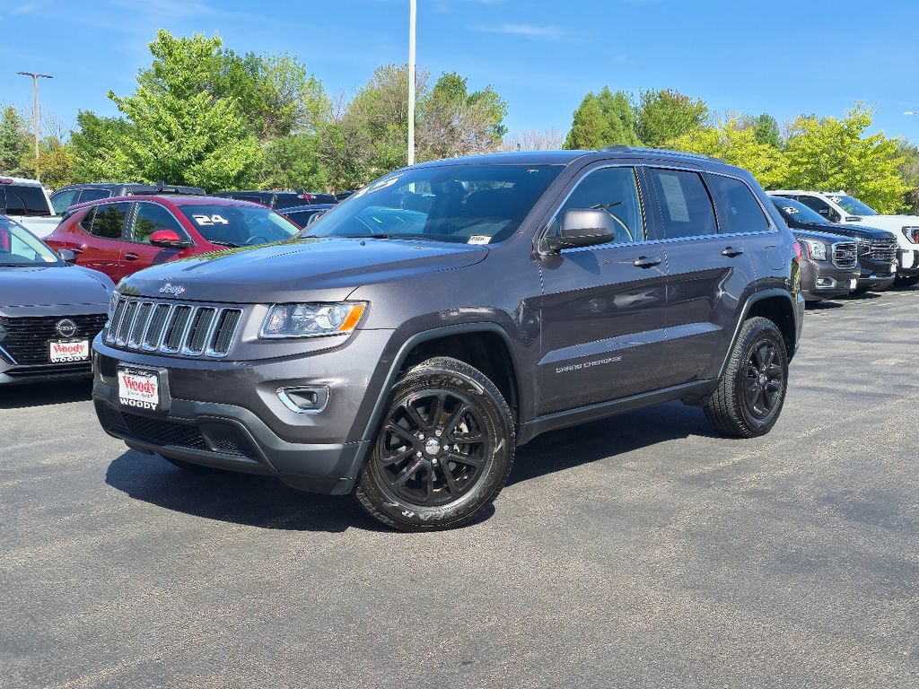 Used 2015 Jeep Grand Cherokee Laredo w/ Quick Order Package 23E AWD/4WD image 2