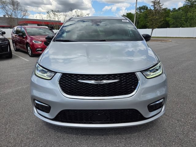 New 2026 Chrysler Pacifica Select FWD image 14