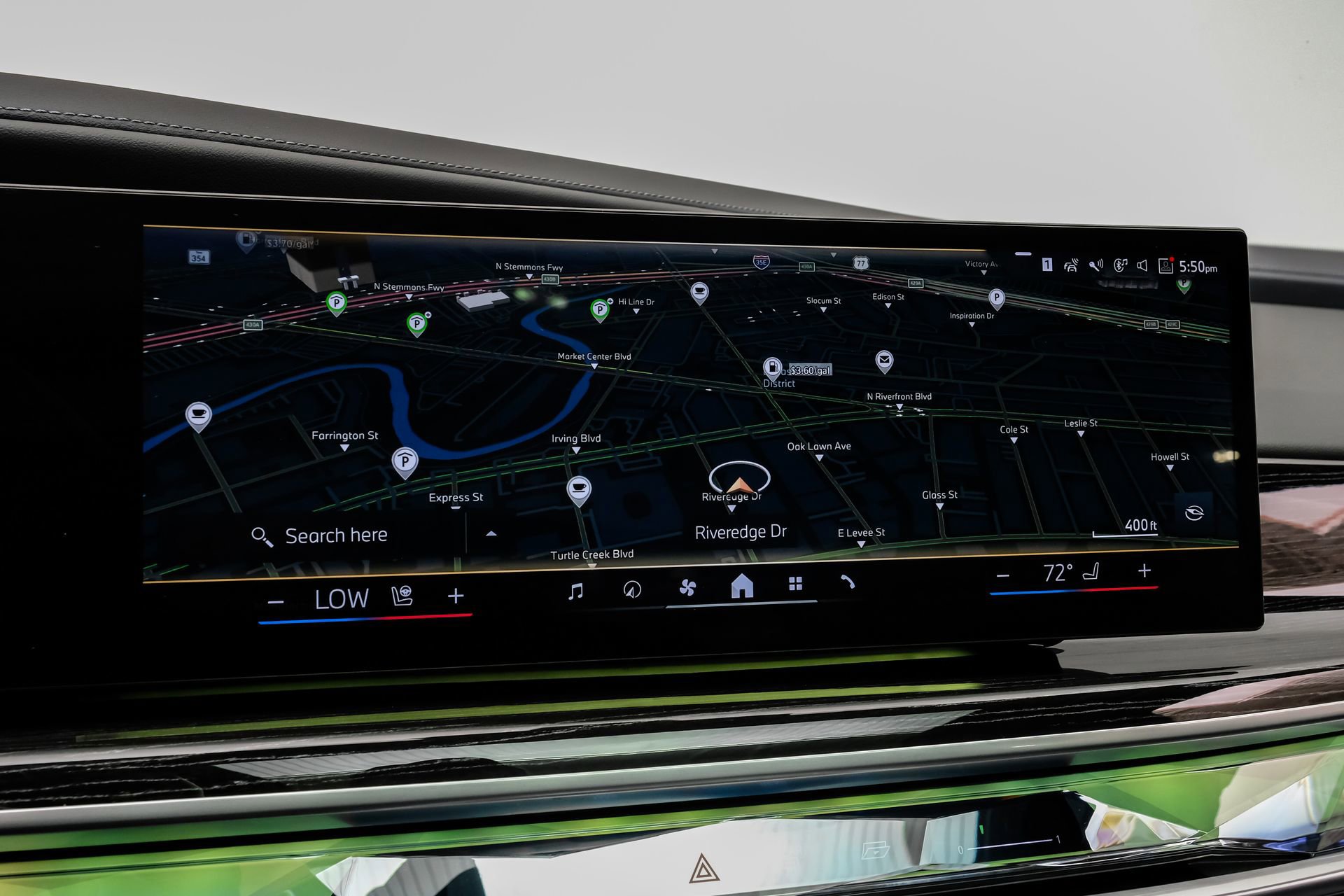 Used 2023 BMW 740i image 26