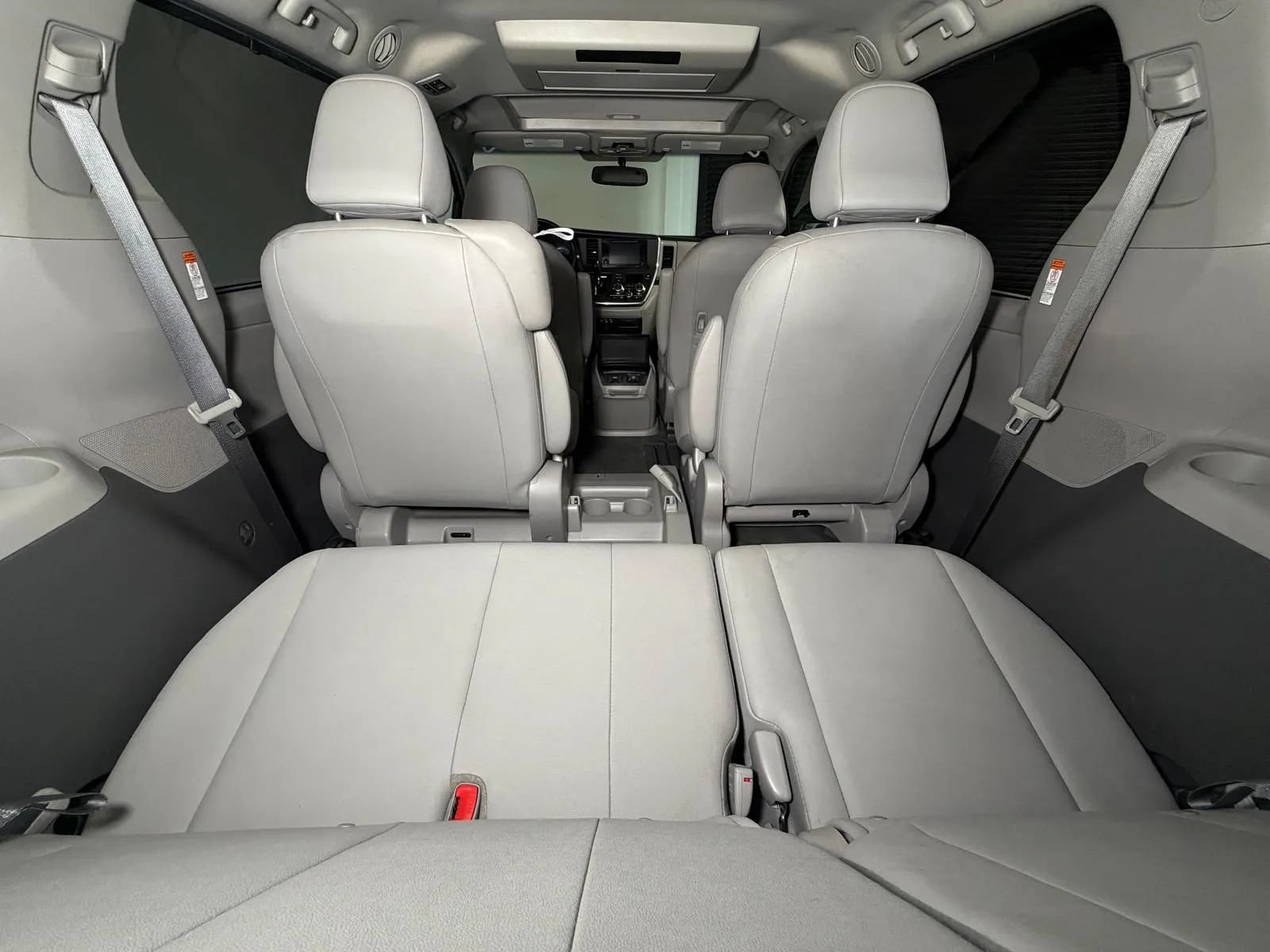 Used 2015 Toyota Sienna XLE Premium FWD image 13