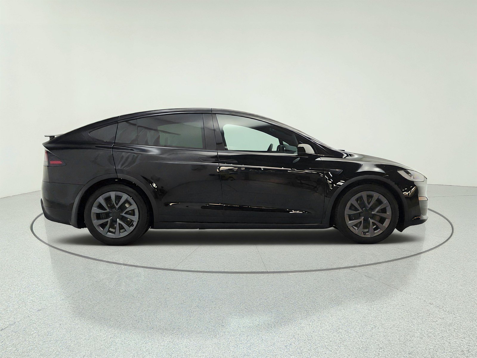 Used 2024 Tesla Model X AWD/4WD image 4