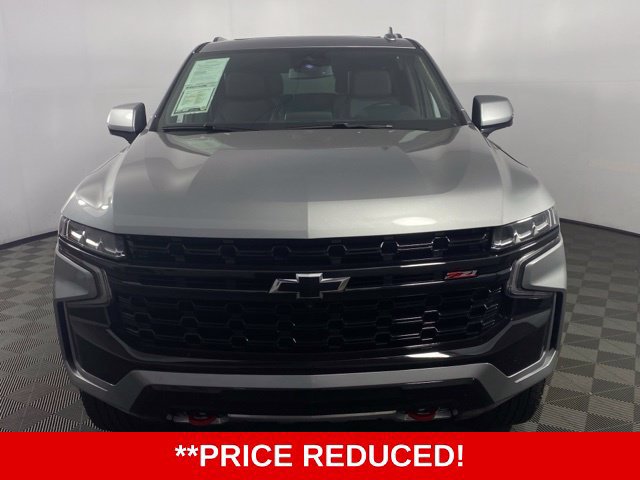 Used 2024 Chevrolet Tahoe Z71 w/ Luxury Package AWD/4WD image 2