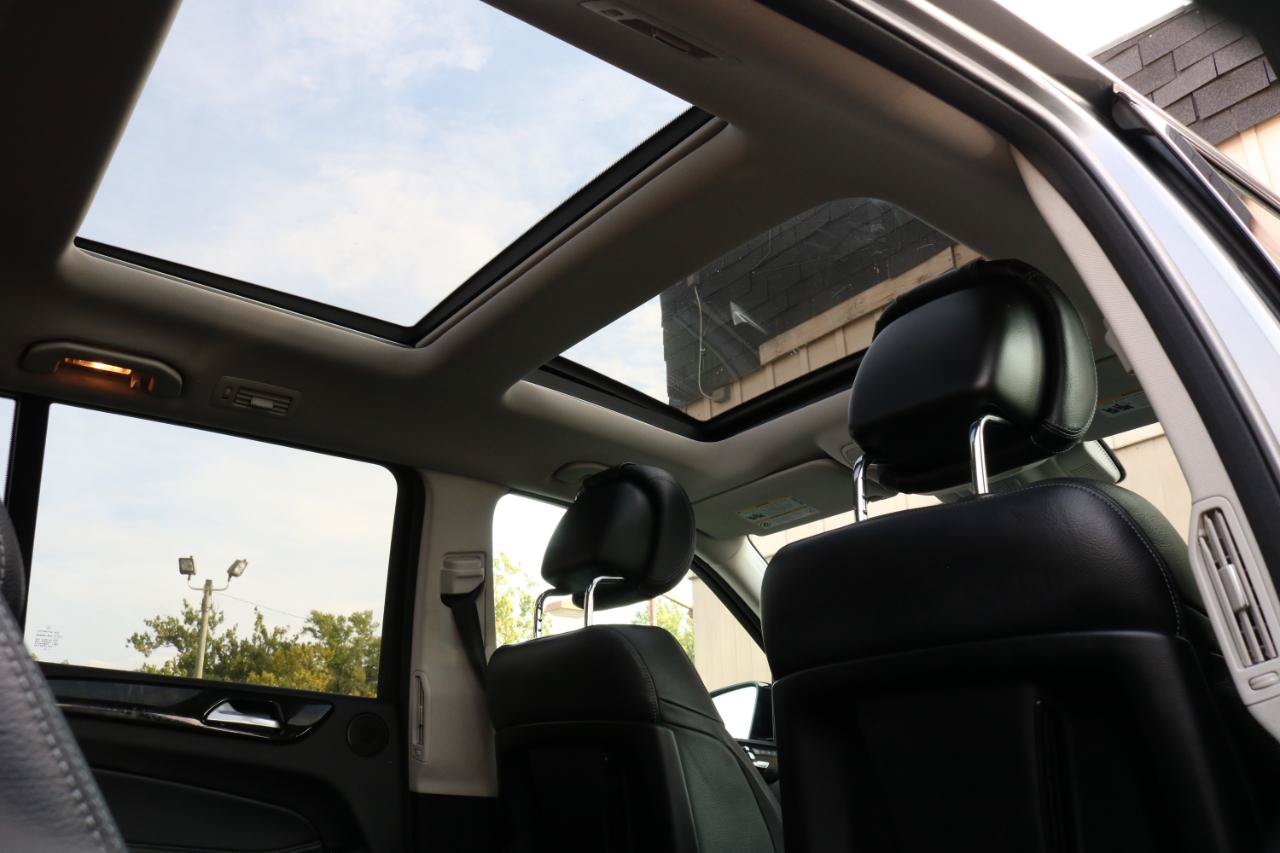 Used 2018 Mercedes-Benz GLS 550 4MATIC image 54