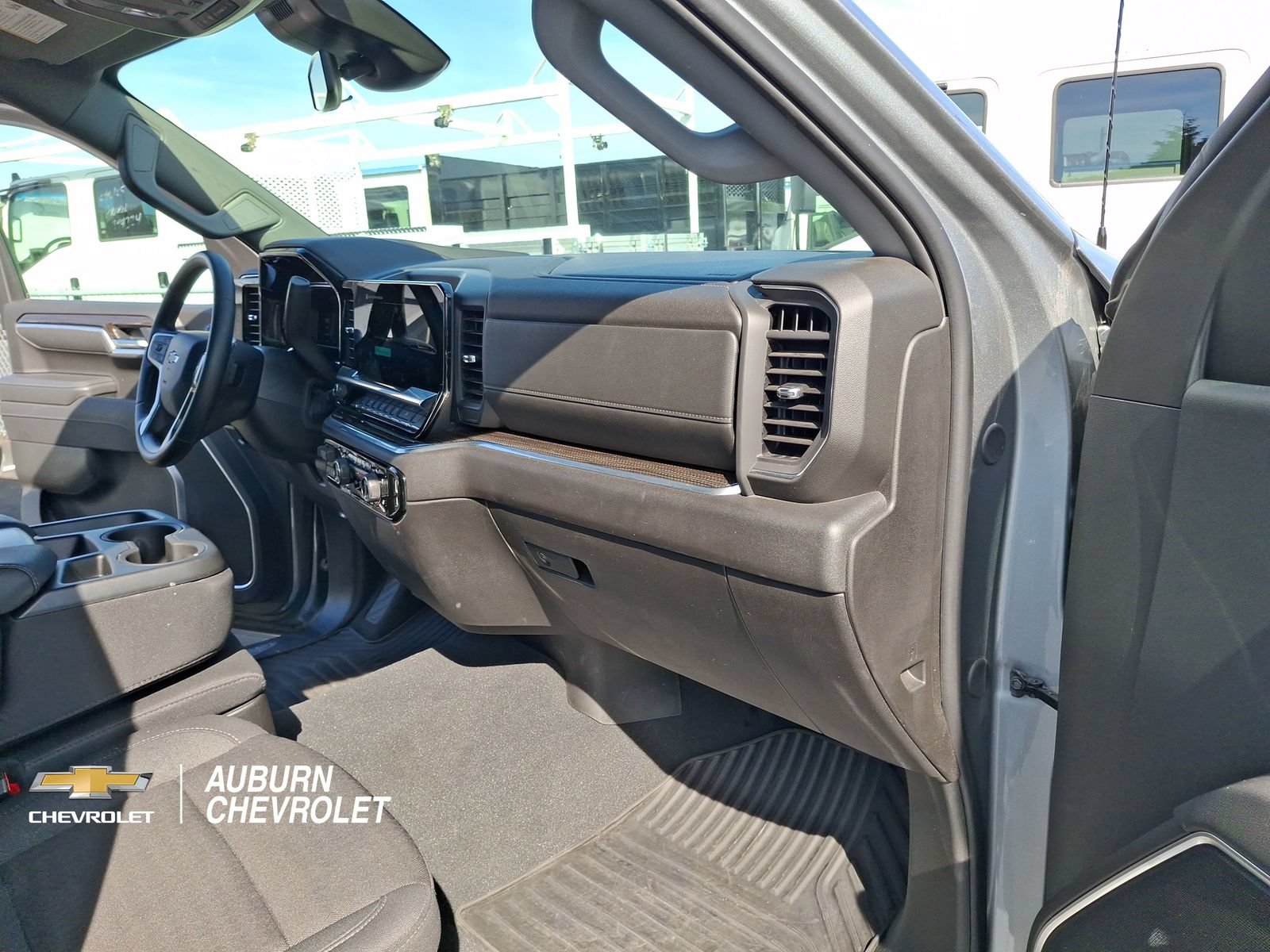 Certified 2026 Chevrolet Silverado 1500 RST AWD/4WD image 22