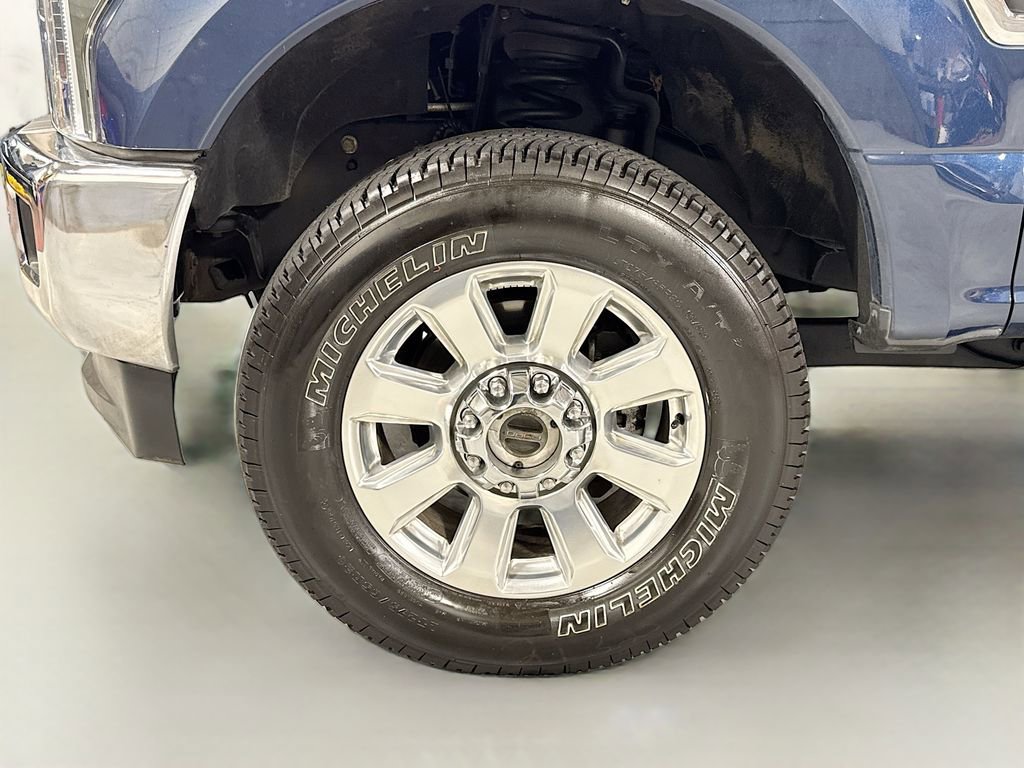 Used 2019 Ford F250 XLT w/ XLT Value Package image 11