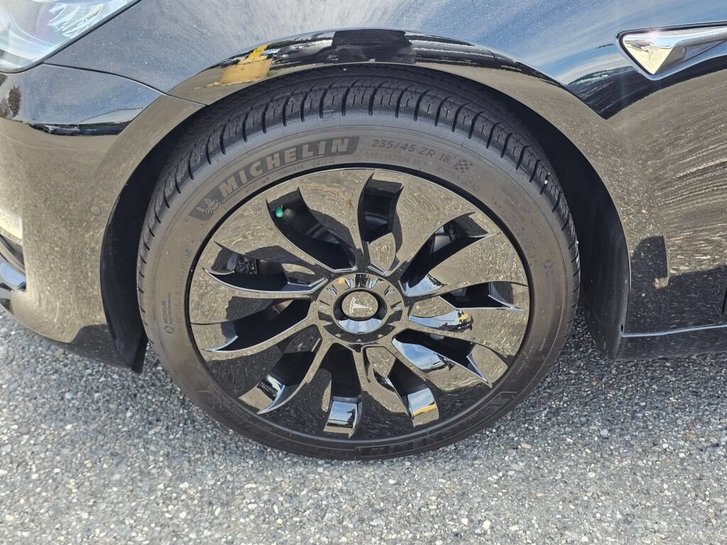 Used 2019 Tesla Model 3 RWD image 10