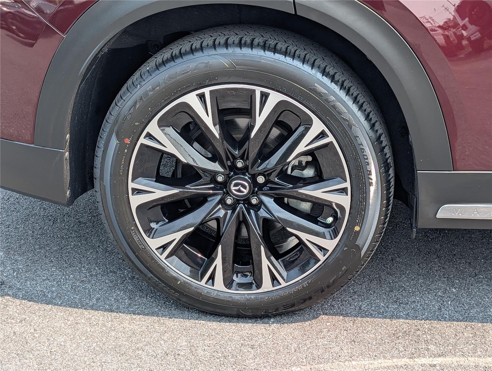 Used 2024 MAZDA CX-90 Plug-In Hybrid w/ Premium Plus AWD/4WD image 10