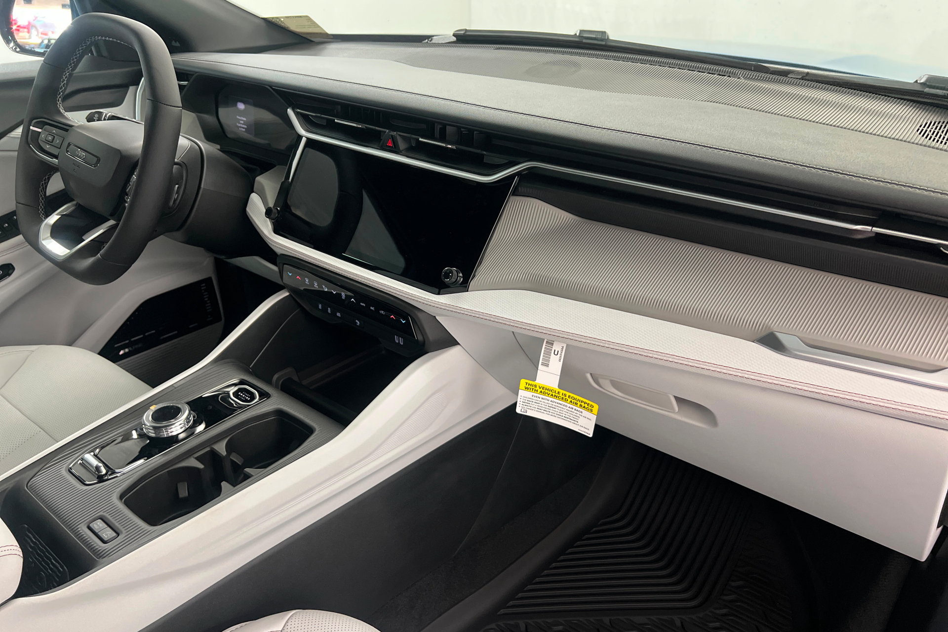 New 2026 Jeep Cherokee Limited AWD/4WD image 23