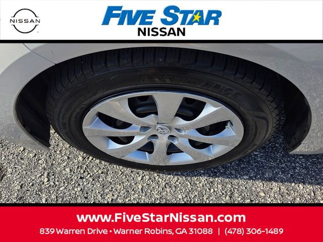 Used 2023 Toyota Corolla LE image 18