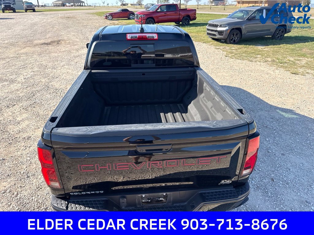 Used 2024 Chevrolet Colorado Z71 w/ Z71 Convenience Package 2 AWD/4WD image 8