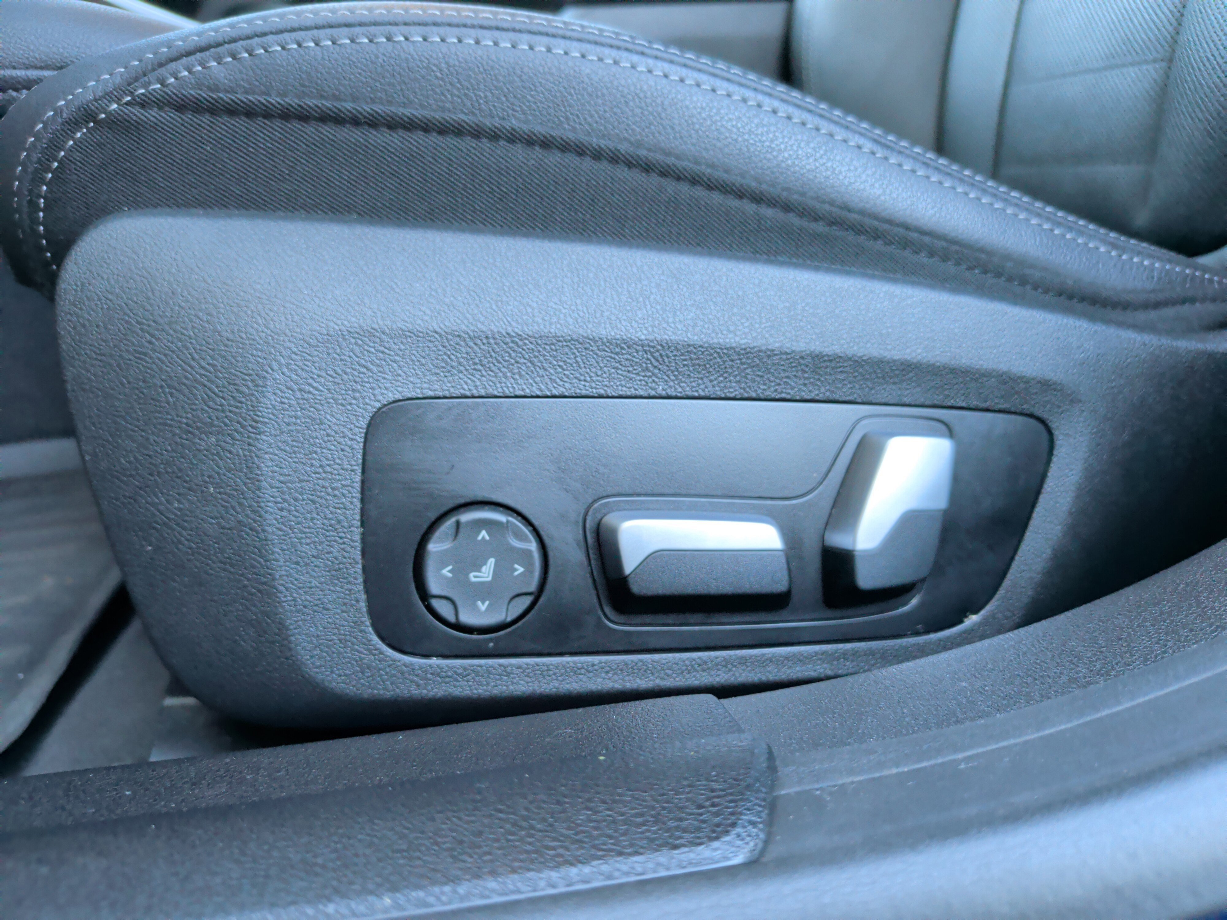 Certified 2023 BMW i4 eDrive40 image 27