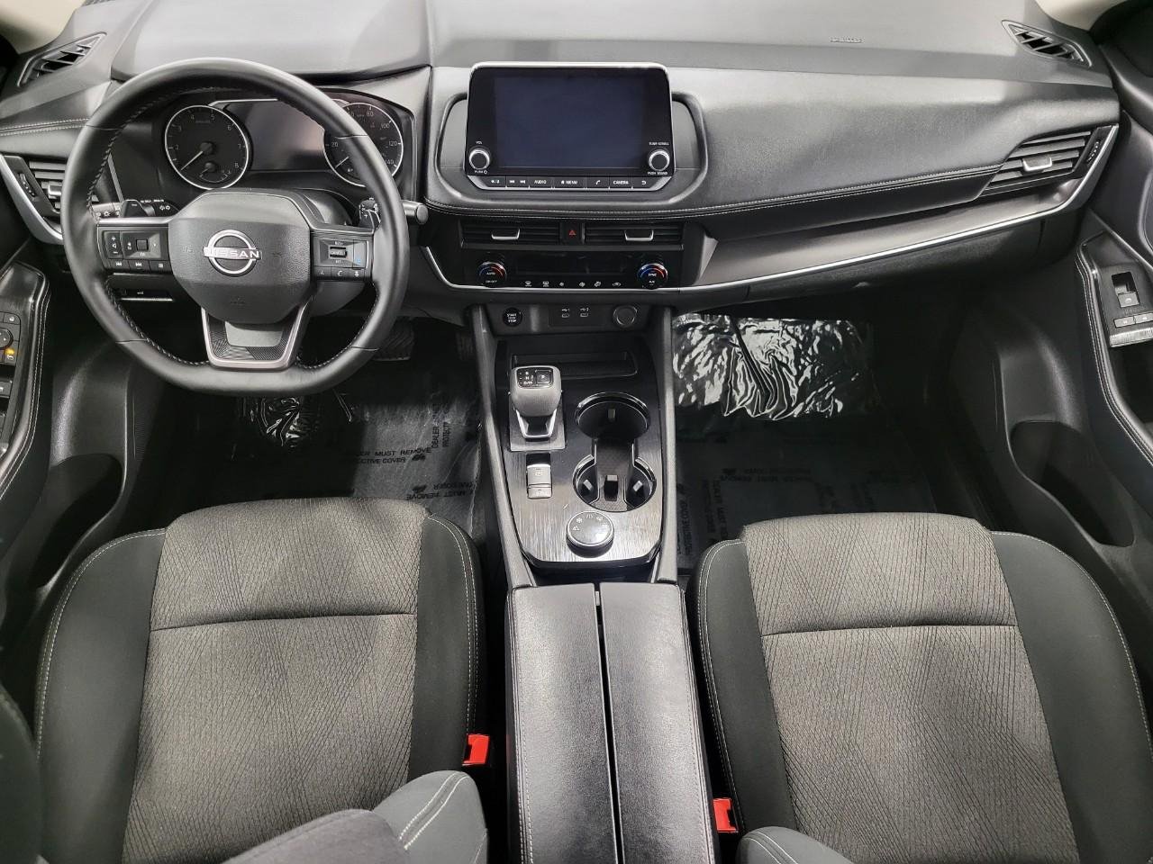 Used 2025 Nissan Rogue SV image 7