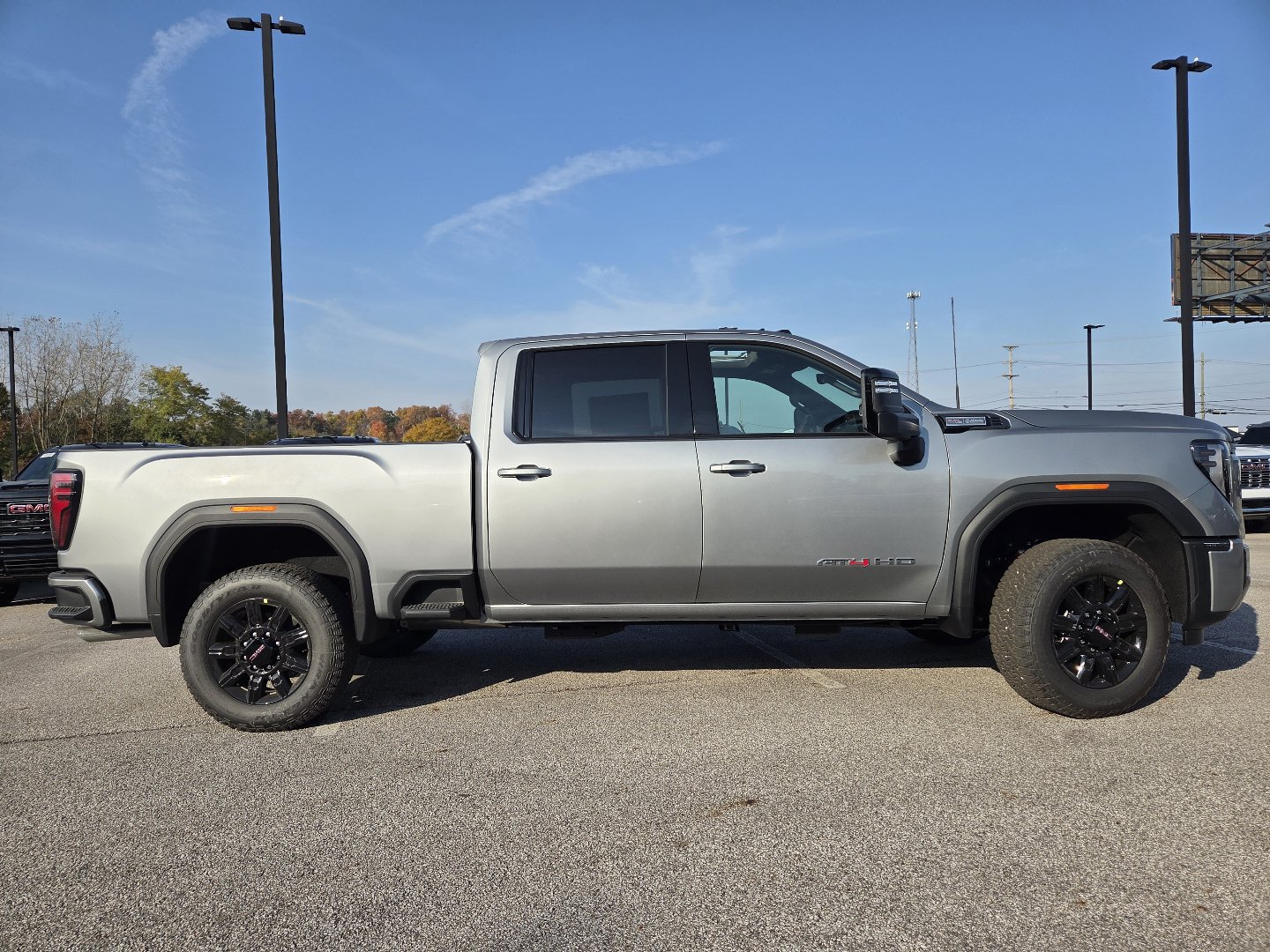 New 2026 GMC Sierra 2500 AT4 w/ AT4 Premium Plus Package AWD/4WD image 21
