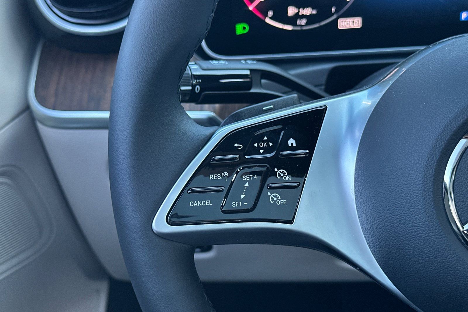 New 2026 Mercedes-Benz C 300 Sedan image 25