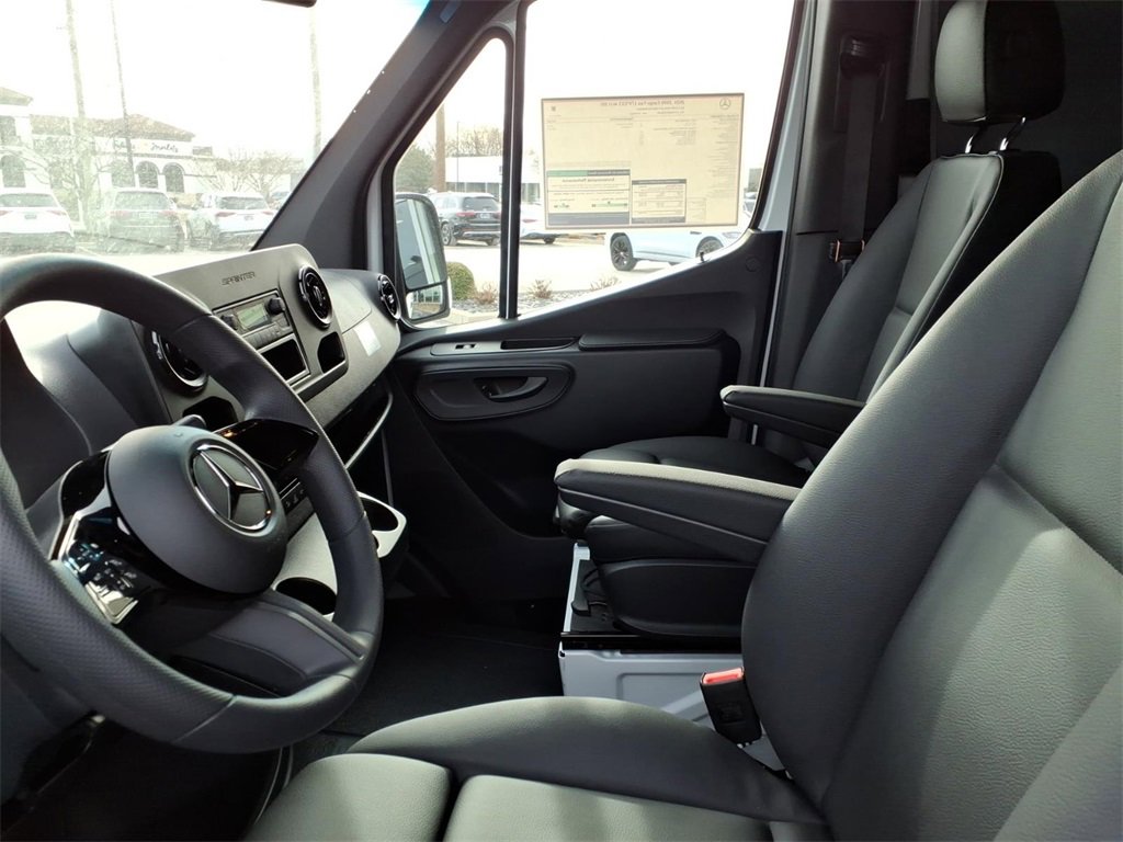 New 2026 Mercedes-Benz Sprinter 2500 image 13