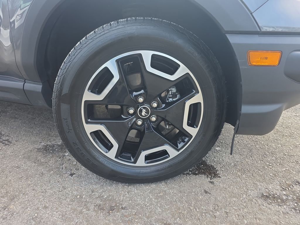 Certified 2024 Ford Bronco Sport Outer Banks w/ Tech Package image 9