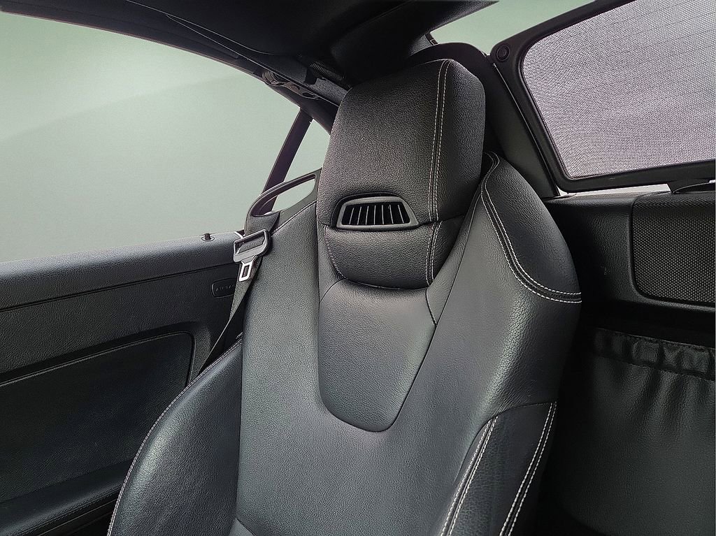 Used 2014 Mercedes-Benz SLK 250 image 28