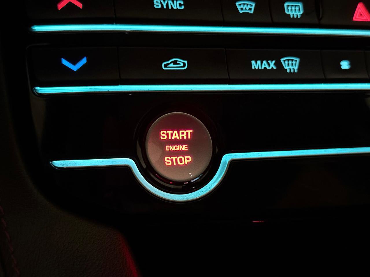 Used 2020 Jaguar F-PACE Checkered Flag image 37