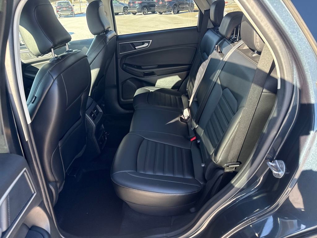 Used 2024 Ford Edge SEL w/ Convenience Package image 24