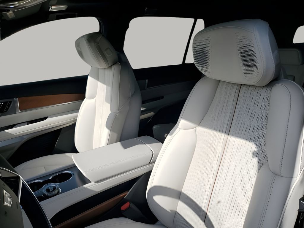 New 2026 Cadillac Vistiq Sport image 30
