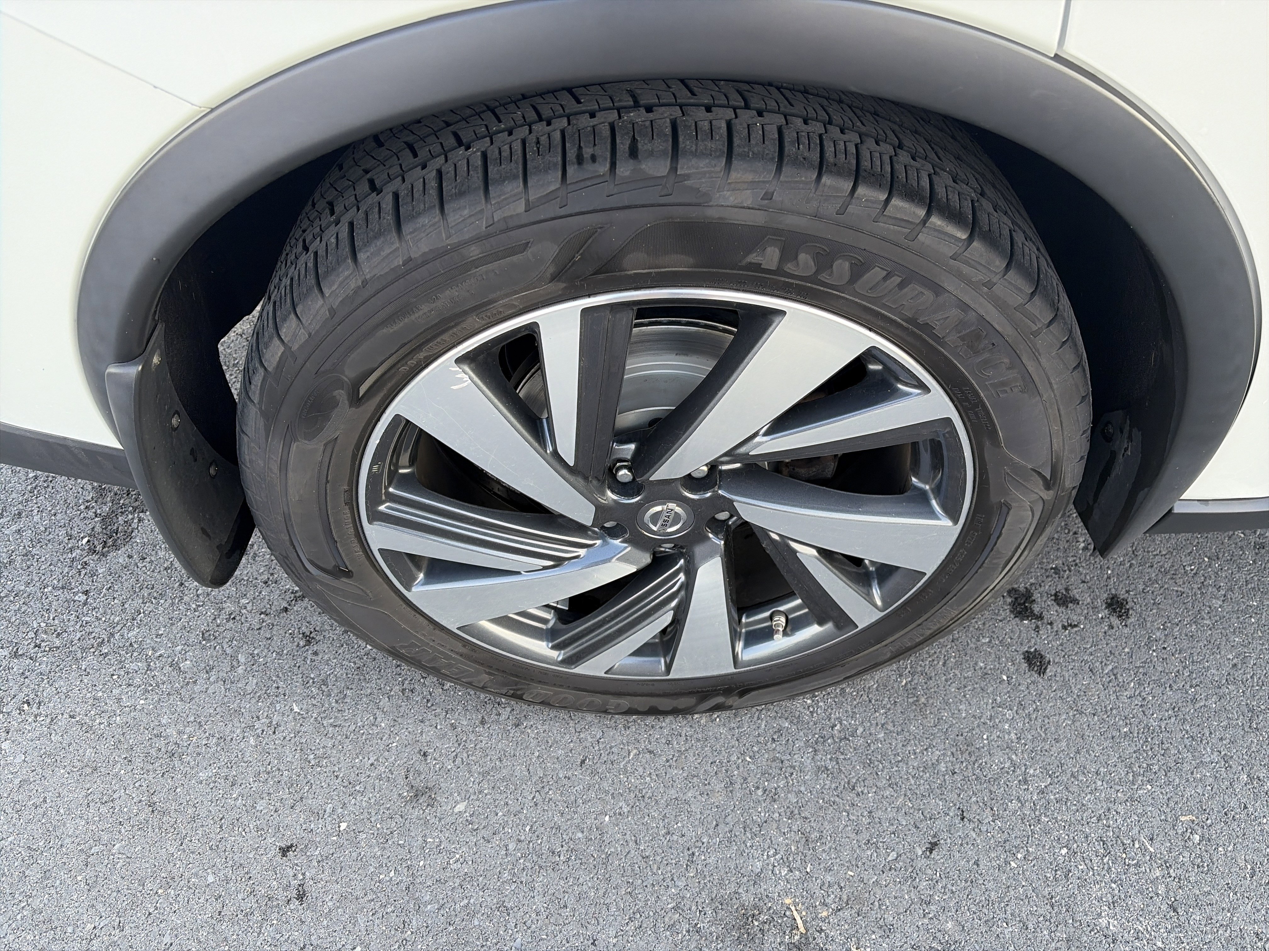 Used 2018 Nissan Murano Platinum image 13