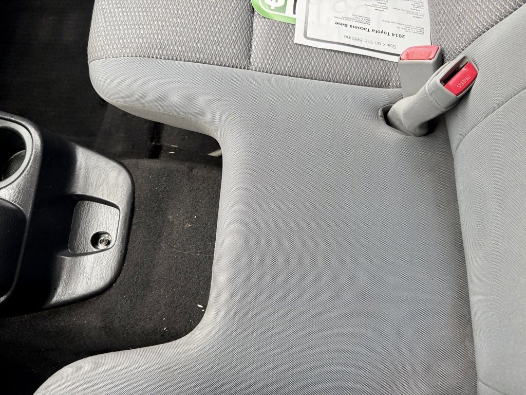 Used 2014 Toyota Tacoma 2WD Regular Cab image 23