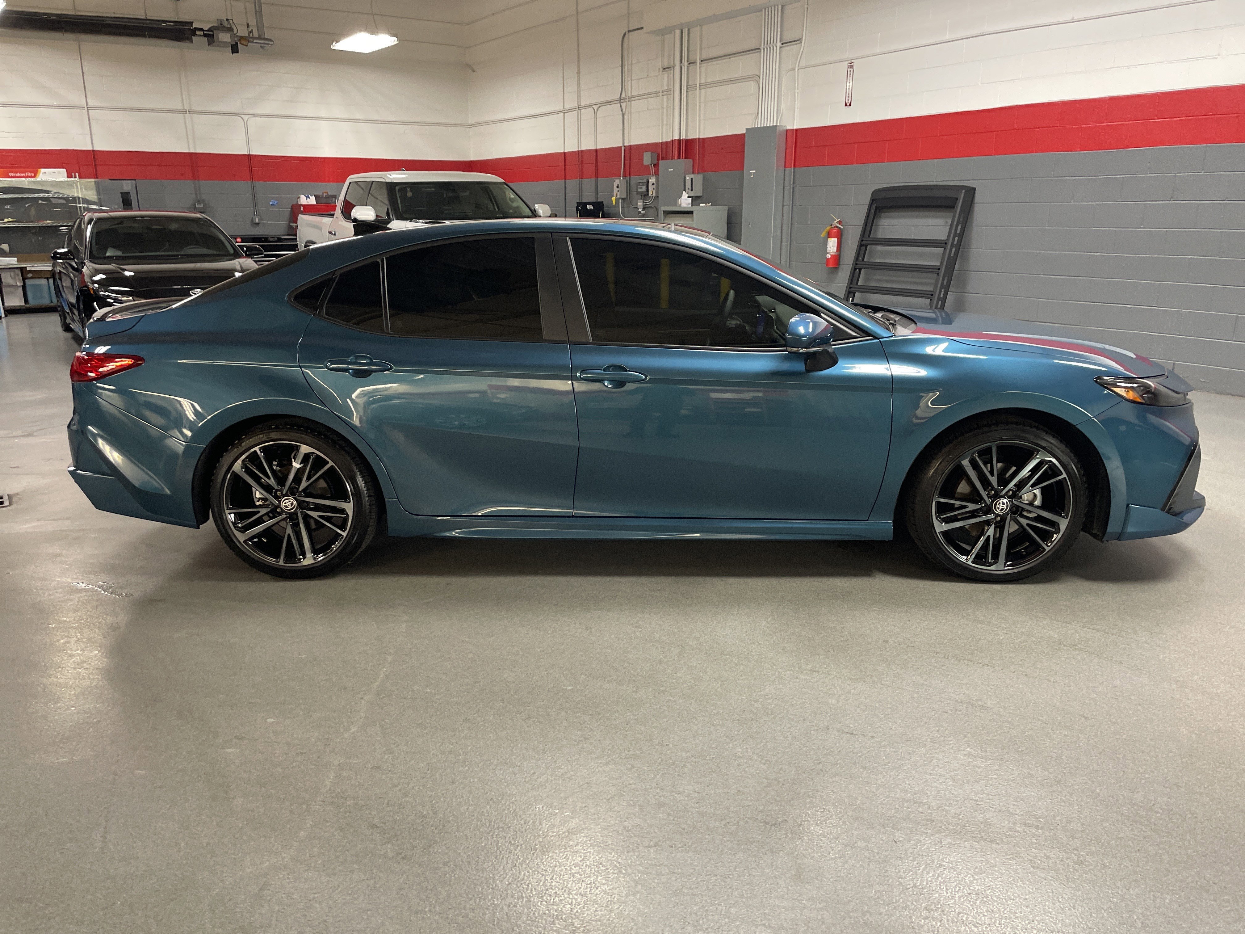 Used 2025 Toyota Camry XSE image 11