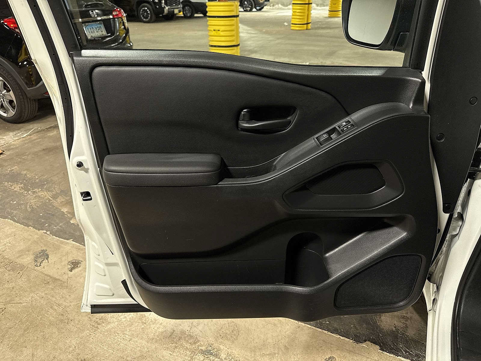 Used 2024 Nissan Frontier S w/ S Utility Package RWD image 26