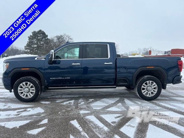 Used 2023 GMC Sierra 2500 Denali w/ Denali Ultimate Package image 3