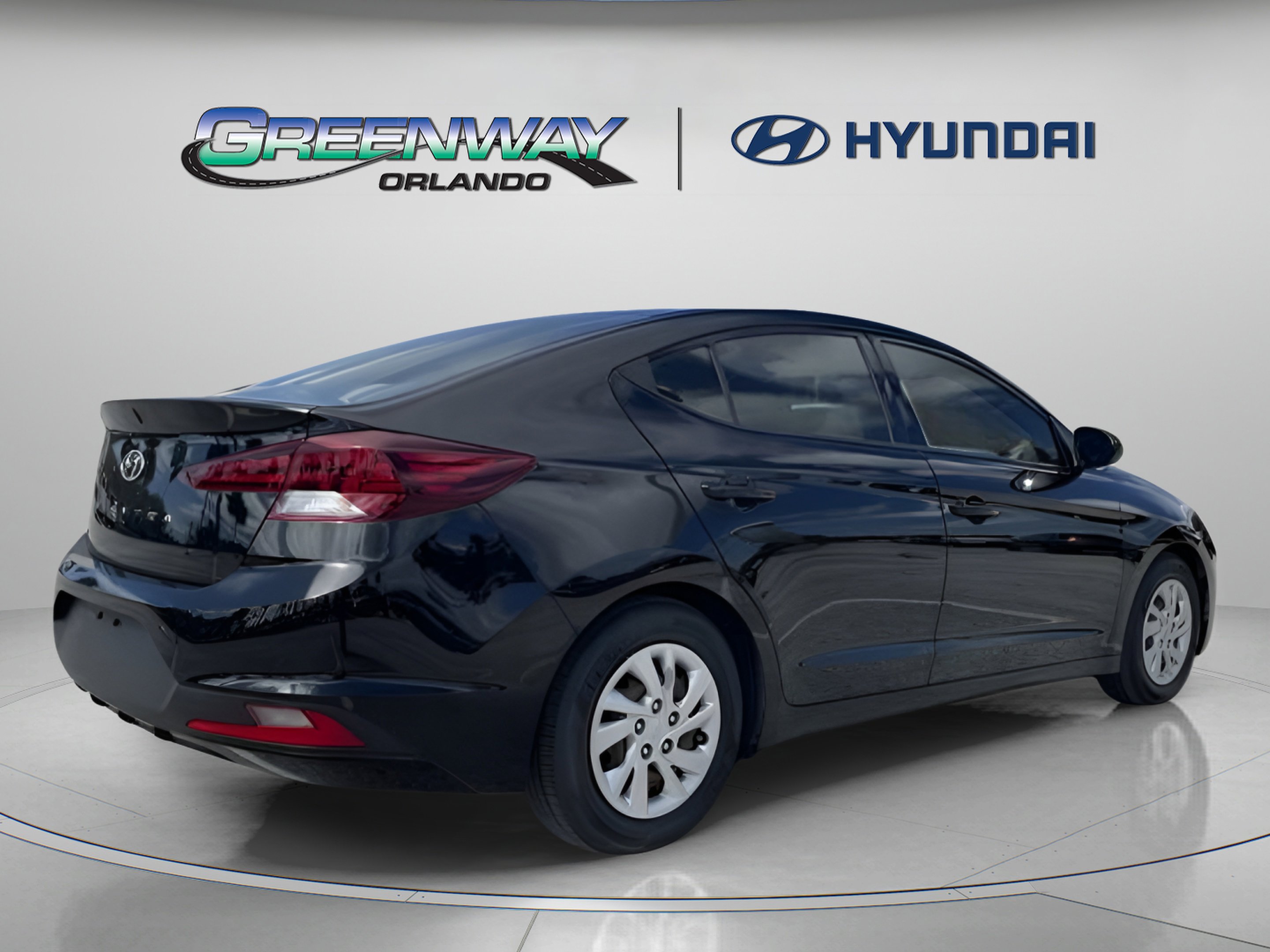 Used 2020 Hyundai Elantra SE FWD image 4