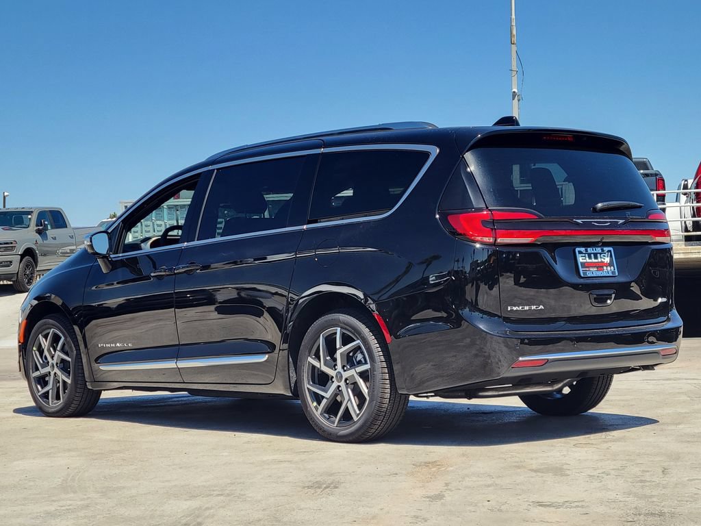 New 2027 Chrysler Pacifica Pinnacle w/ Theater Group AWD/4WD image 2