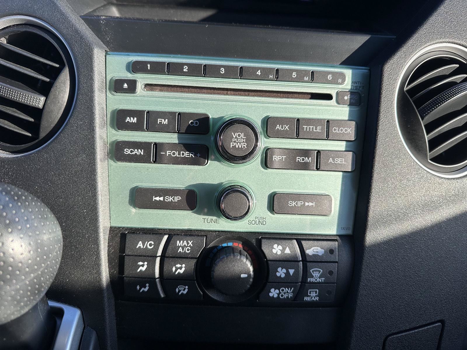 Used 2011 Honda Pilot LX image 28